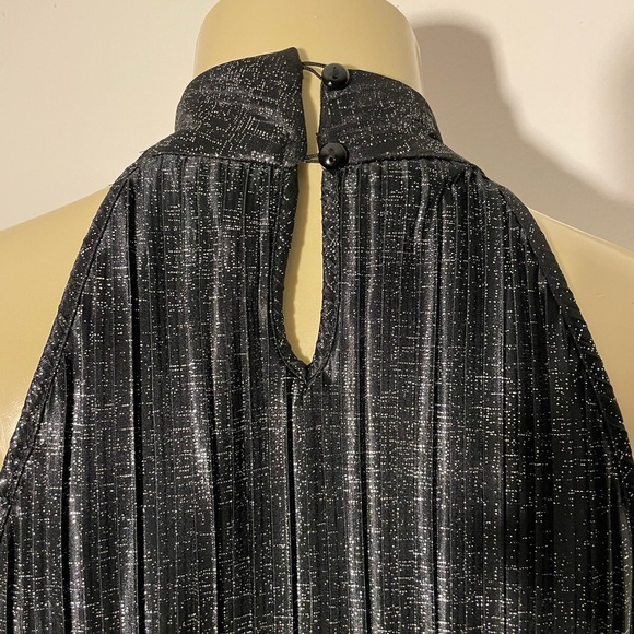 Black Halter Neck Women's Top - Picture 4 of 6